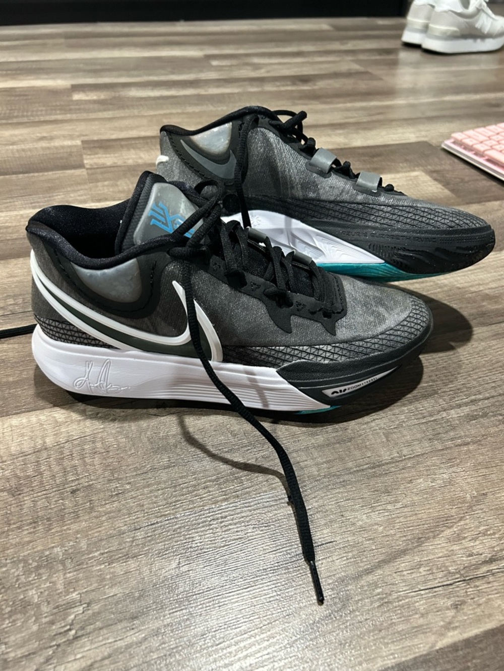 Nike Kyrie 8 Men’s